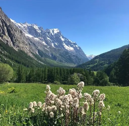 New****alpe Veille: Chalet Centro 2 Bagni E Garage Privato * La Thuile